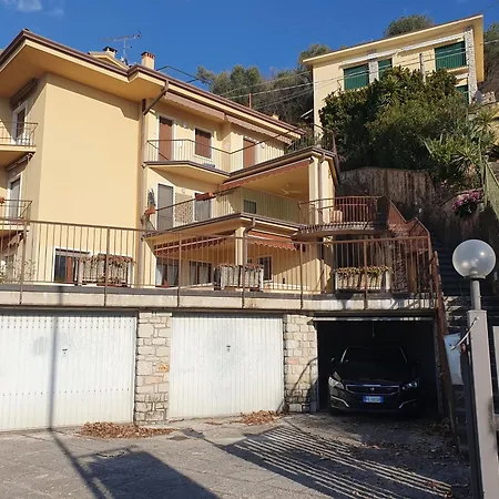 Appartamento Graziella House - Terrazza Privata E Accesso Esclusivo Spiaggia! Brenzone sul Garda
