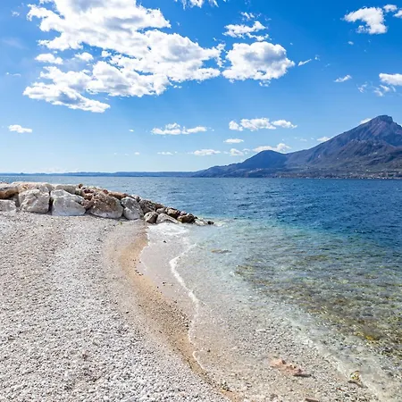 Graziella House - Terrazza Privata E Accesso Esclusivo Spiaggia! Appartamento Brenzone sul Garda
